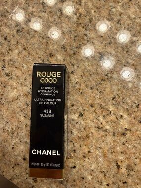 CHANEL Rouge Coco Ultra Hydrating Lip Colour 438 Suzanne Lipstick Used Once Box